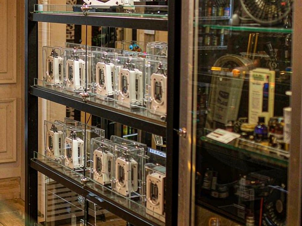 B2B Supply of VapeCon in Naples — 2026